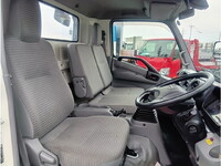 日野デュトロセーフティローダー小型（2t・3t）[写真25]