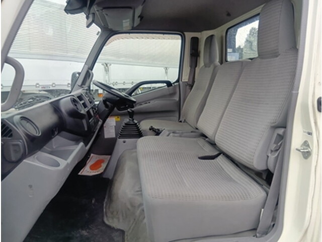 日野デュトロセーフティローダー小型（2t・3t）[写真25]