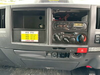 いすゞエルフアルミバン小型（2t・3t）[写真34]