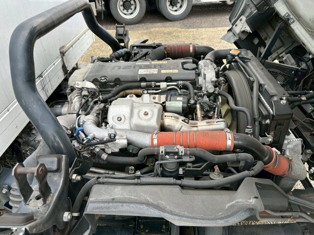 いすゞエルフアルミバン小型（2t・3t）[写真34]