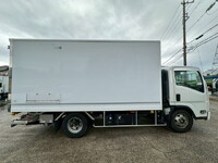 いすゞエルフアルミバン小型（2t・3t）[写真08]