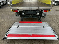 いすゞエルフアルミバン小型（2t・3t）[写真10]