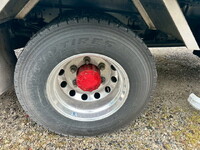 いすゞフォワードアルミウイング中型（4t）[写真22]