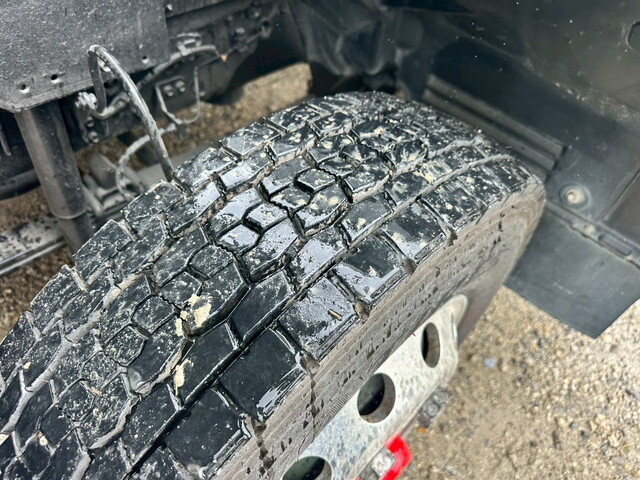 いすゞフォワードアルミウイング中型（4t）[写真24]