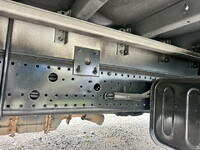 いすゞフォワードアルミウイング中型（4t）[写真27]