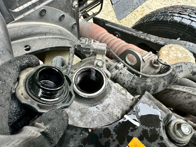 いすゞフォワードアルミウイング中型（4t）[写真30]