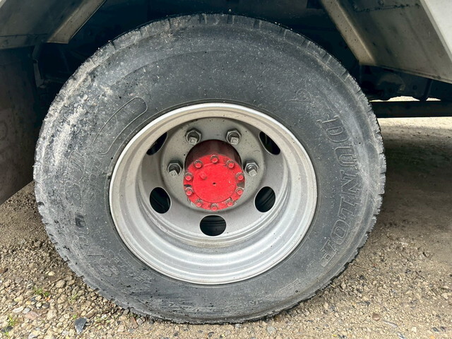 いすゞフォワードアルミウイング中型（4t）[写真18]