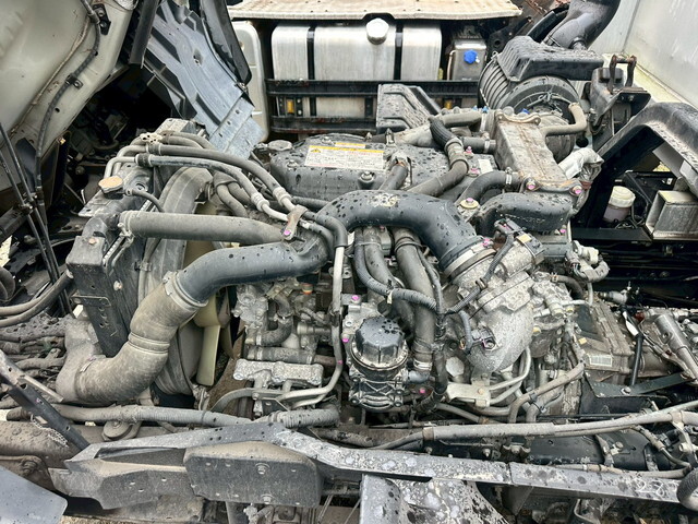 いすゞフォワードアルミウイング中型（4t）[写真31]