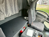 いすゞフォワードアルミウイング中型（4t）[写真37]