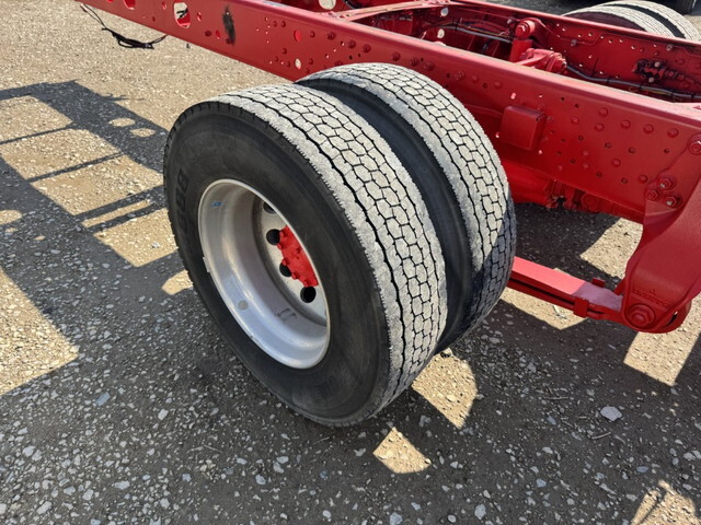 三菱ふそうファイターシャーシ中型（4t）[写真14]