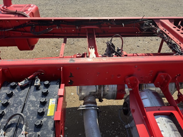 三菱ふそうファイターシャーシ中型（4t）[写真16]