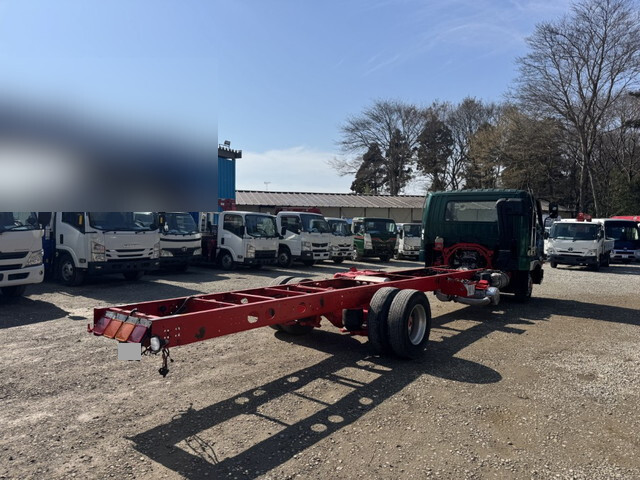 三菱ふそうファイターシャーシ中型（4t）[写真02]