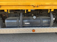 三菱ふそうキャンター道路作業車小型（2t・3t）[写真23]