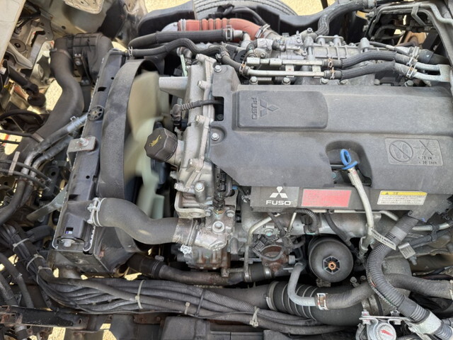 三菱ふそうキャンター道路作業車小型（2t・3t）[写真27]
