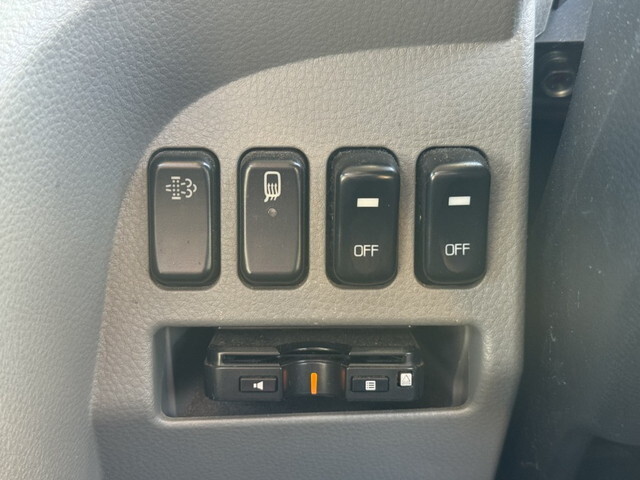 三菱ふそうキャンター道路作業車小型（2t・3t）[写真36]