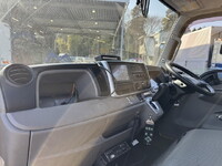 三菱ふそうキャンター道路作業車小型（2t・3t）[写真07]