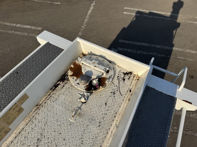 日野レンジャータンク車（タンクローリー）中型（4t）[写真20]