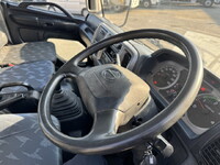 日野レンジャータンク車（タンクローリー）中型（4t）[写真37]