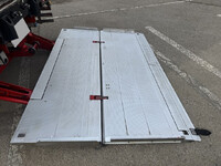 UDトラックスクオンアルミウイング大型（10t）[写真16]