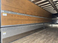 UDトラックスクオンアルミウイング大型（10t）[写真18]