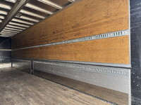 UDトラックスクオンアルミウイング大型（10t）[写真19]