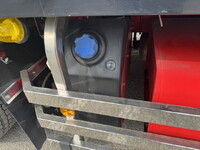 UDトラックスクオンアルミウイング大型（10t）[写真27]