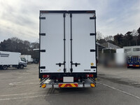 UDトラックスクオンアルミウイング大型（10t）[写真08]