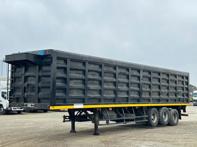 中古その他の車種土砂ダンプトレーラー