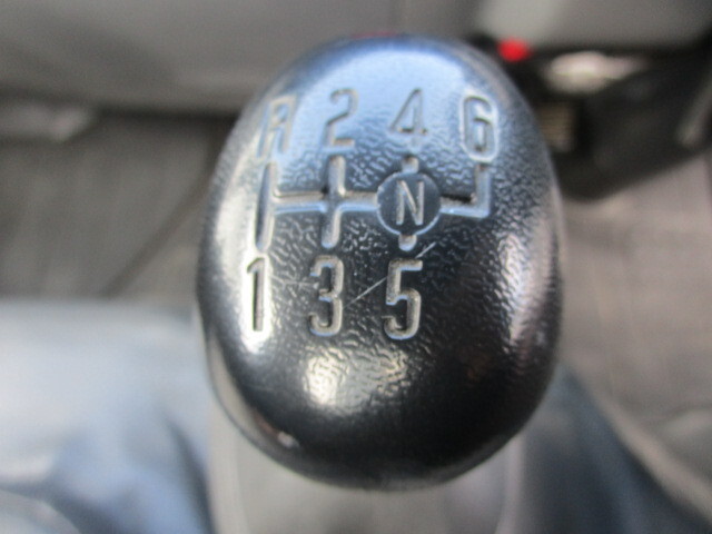 いすゞエルフ高所作業車小型（2t・3t）[写真12]