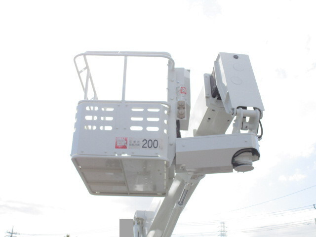 いすゞエルフ高所作業車小型（2t・3t）[写真21]