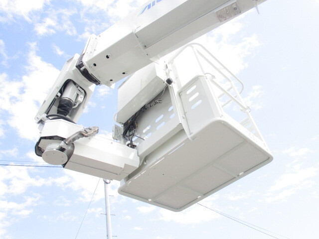 いすゞエルフ高所作業車小型（2t・3t）[写真22]