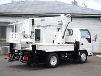 いすゞエルフ高所作業車小型（2t・3t）[写真02]