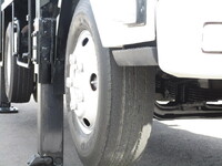 いすゞエルフ高所作業車小型（2t・3t）[写真40]