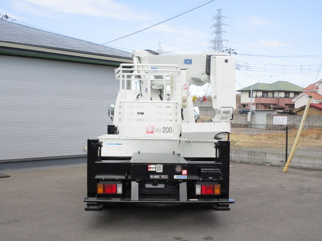 いすゞエルフ高所作業車小型（2t・3t）[写真07]