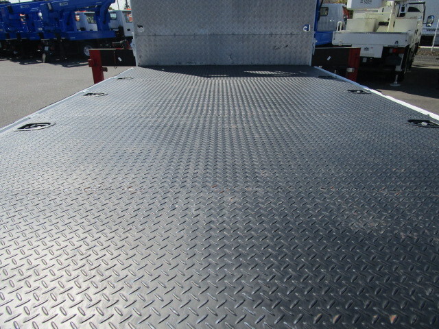 いすゞエルフクレーン5段小型（2t・3t）[写真13]