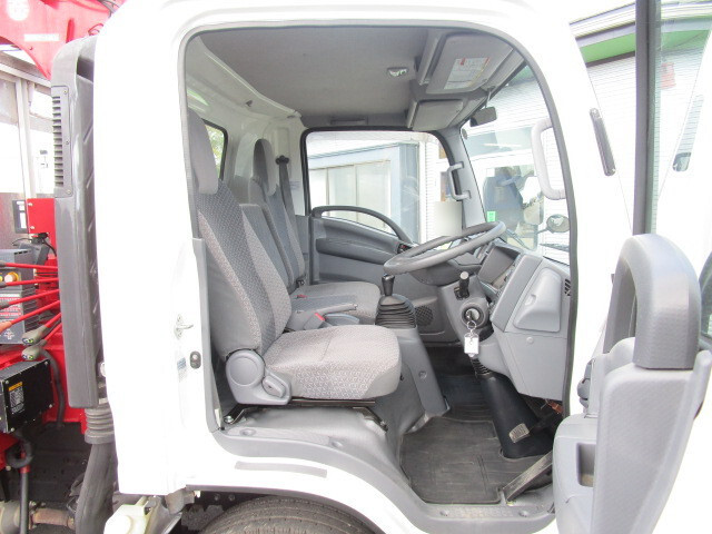 いすゞエルフクレーン5段小型（2t・3t）[写真22]