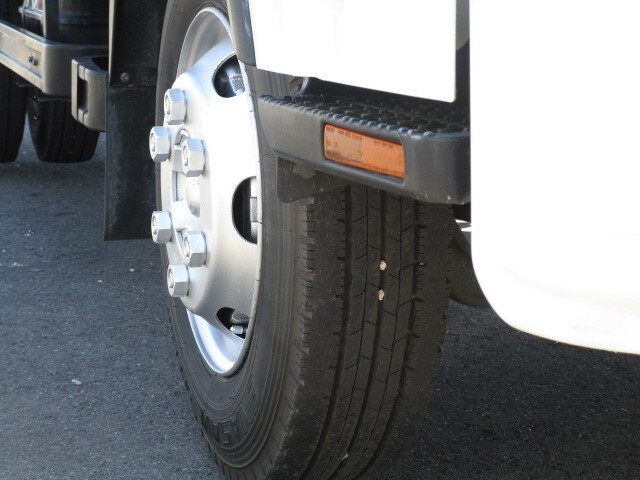 いすゞエルフクレーン5段小型（2t・3t）[写真38]