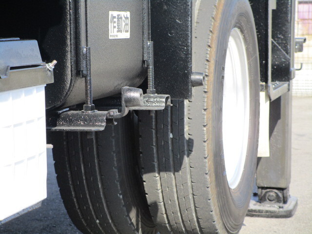 日野デュトロ高所作業車小型（2t・3t）[写真40]