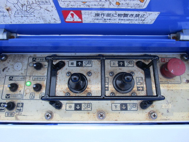 日野デュトロ高所作業車小型（2t・3t）[写真23]