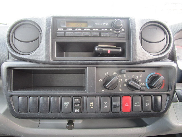 日野デュトロ高所作業車小型（2t・3t）[写真09]