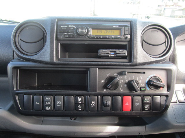 日野デュトロ高所作業車小型（2t・3t）[写真10]