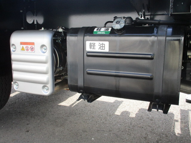 日野デュトロ高所作業車小型（2t・3t）[写真35]