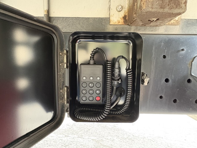 UDトラックスクオンアルミブロック大型（10t）[写真17]