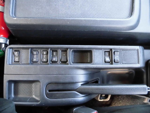 日野レンジャーアルミブロック中型（4t）[写真15]