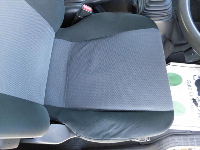 日野レンジャーアルミブロック中型（4t）[写真19]