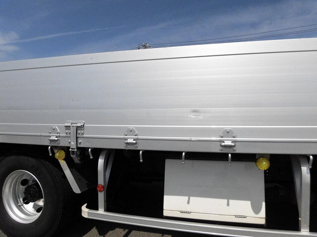 日野レンジャーアルミブロック中型（4t）[写真27]