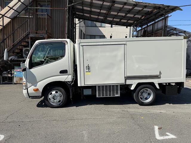 トヨタトヨエース冷凍車（冷蔵車）小型（2t・3t）[写真08]