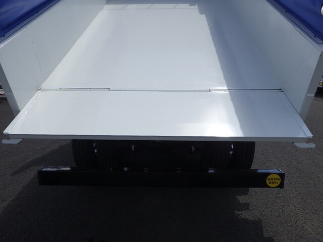 三菱ふそうスーパーグレートダンプ大型（10t）[写真13]