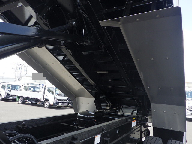 三菱ふそうスーパーグレートダンプ大型（10t）[写真15]