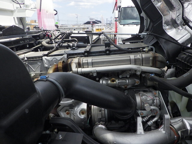 三菱ふそうスーパーグレートダンプ大型（10t）[写真36]
